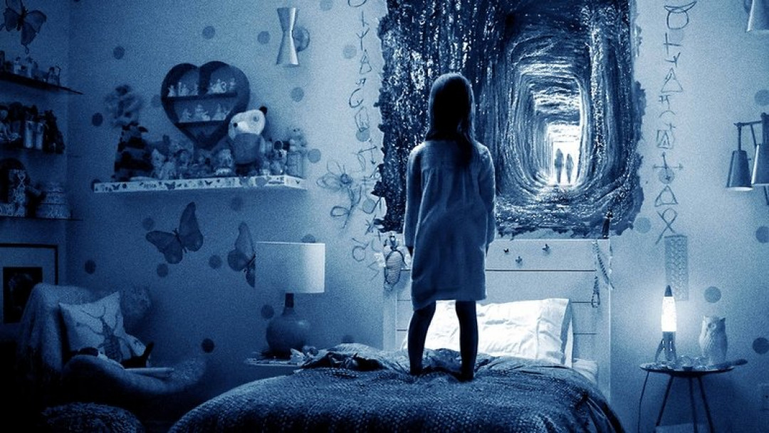 Paranormal Activity: Ghost Dimension (2015)