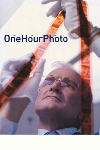 One Hour Photo - Ich beobachte dich (2002)