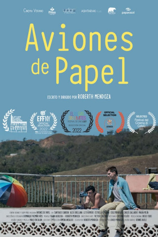 Aviones de papel (2022)