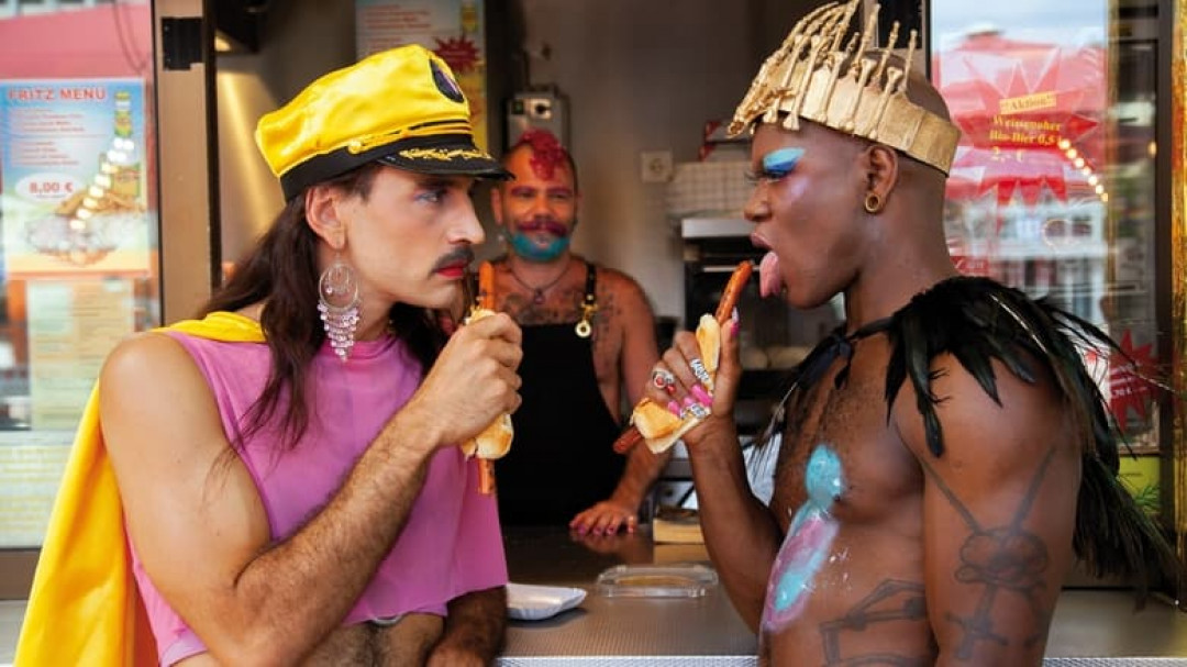 Captain Faggotron saves the Universe (2023)