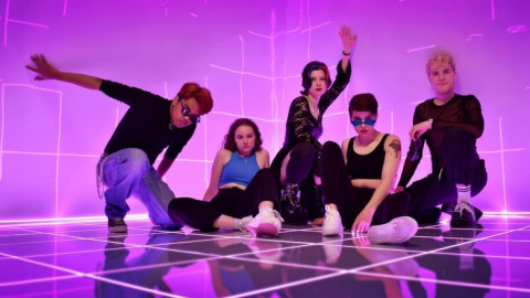 Queer Life - Unfiltered (2024)