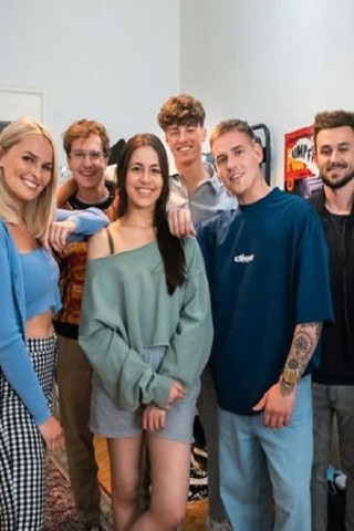 Sex Zimmer, Küche, Bad (2021)